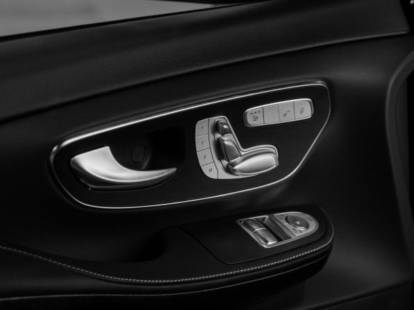 Mercedes-Benz V-Класс III (W447) Рестайлинг 2 с пробегом 2026 года, цена 46 000 000 рублей, 18 км, минивэн, Автокод Объявления