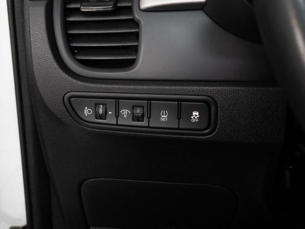 Kia Rio IV с пробегом 2017 года, цена 1 210 000 рублей, 153194 км, седан, Автокод Объявления