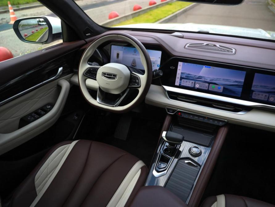 Geely Monjaro I Рестайлинг Санкт-Петербург  - изображение 11
