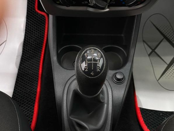 Renault Logan I Рестайлинг с пробегом 2011 года, цена 300 000 рублей, 212071 км, седан, Автокод Объявления
