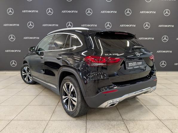 Mercedes-Benz GLA II (H247) с пробегом 2021 года, цена 4 100 000 рублей, 52046 км, внедорожник, Автокод Объявления