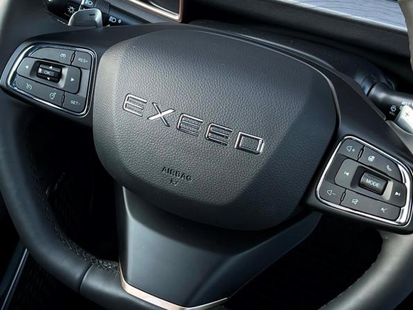 Exeed LX I Рестайлинг 2 с пробегом 2024 года, цена 2 114 300 рублей, 12127 км, внедорожник, Автокод Объявления