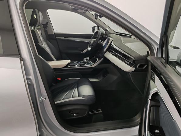 Geely Atlas II с пробегом 2024 года, цена 2 799 000 рублей, 28106 км, внедорожник, Автокод Объявления