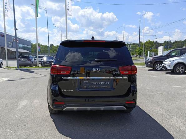 Kia Carnival III с пробегом 2020 года, цена 2 760 000 рублей, 135000 км, минивэн, Автокод Объявления