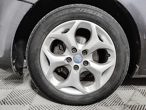 Ford Focus II Рестайлинг с пробегом 2010 года, цена 450 000 рублей, 282087 км, хэтчбек, Автокод Объявления