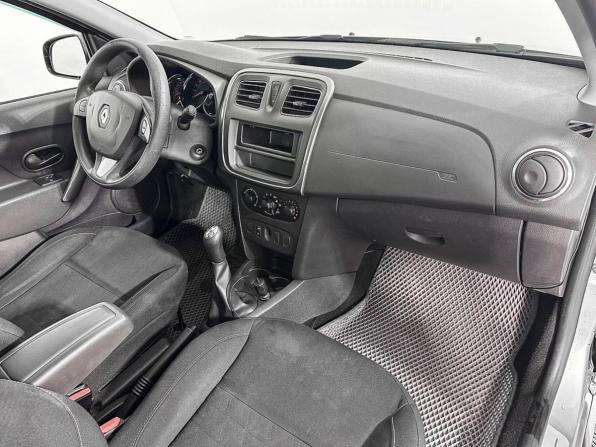 Renault Sandero II с пробегом 2015 года, цена 816 000 рублей, 109922 км, хэтчбек, Автокод Объявления