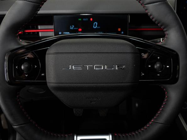 JETOUR DASHING I с пробегом 2024 года, цена 1 840 000 рублей, 37000 км, внедорожник, Автокод Объявления