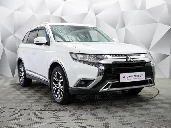 Mitsubishi Outlander III Рестайлинг 2 с пробегом 2017 года, цена 1 720 000 рублей, 193420 км, внедорожник, Автокод Объявления