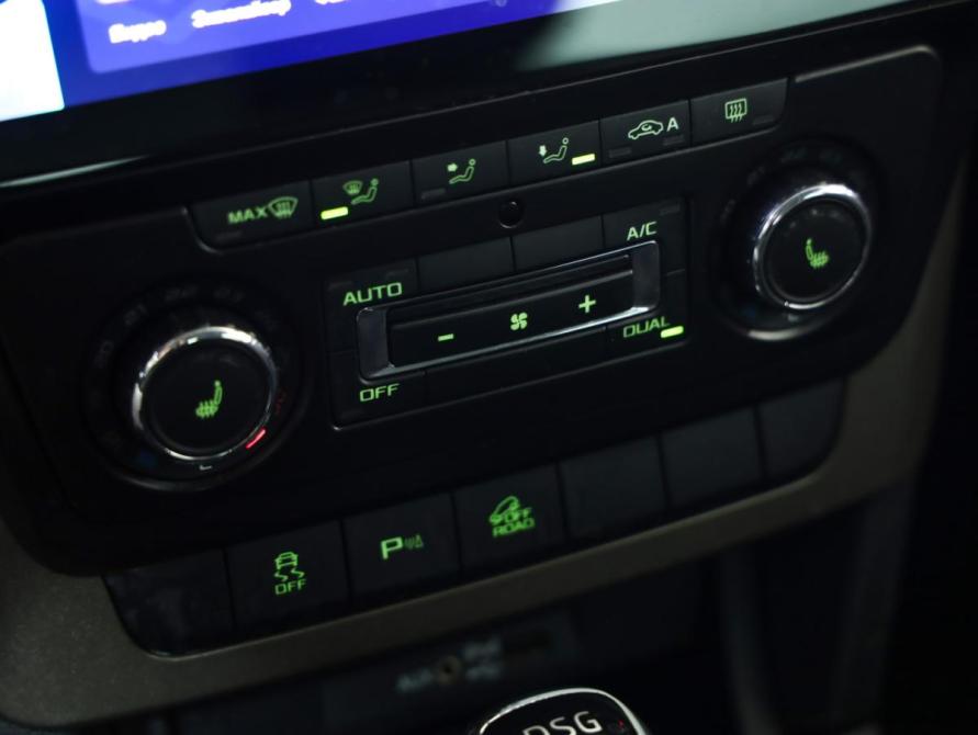 Skoda Yeti I Рестайлинг Санкт-Петербург  - изображение 15