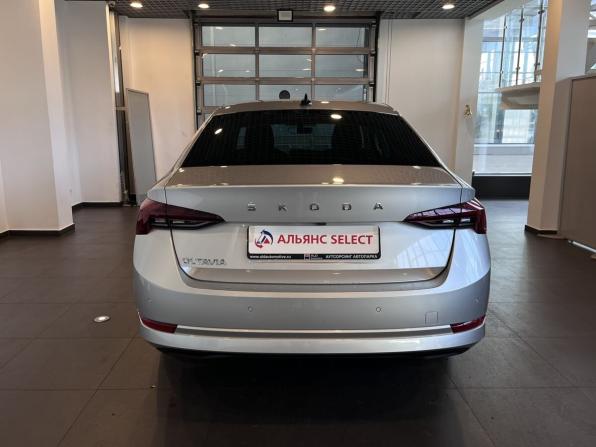 Skoda Octavia IV (A8) с пробегом 2021 года, цена 2 160 000 рублей, 162231 км, лифтбек, Автокод Объявления