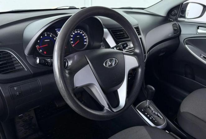 Hyundai Solaris I с пробегом 2011 года, цена 840 000 рублей, 106840 км, седан, Автокод Объявления