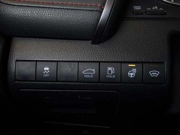 Toyota Camry VIII (XV70) Рестайлинг с пробегом 2021 года, цена 2 940 000 рублей, 133710 км, седан, Автокод Объявления