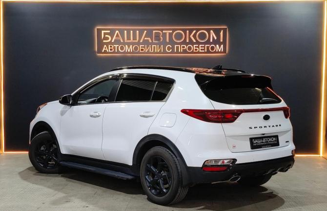 Kia Sportage IV Рестайлинг с пробегом 2021 года, цена 2 280 000 рублей, 114183 км, внедорожник, Автокод Объявления