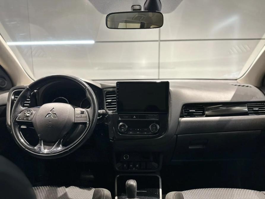 Mitsubishi Outlander III Рестайлинг 3 Новосибирск  - изображение 13