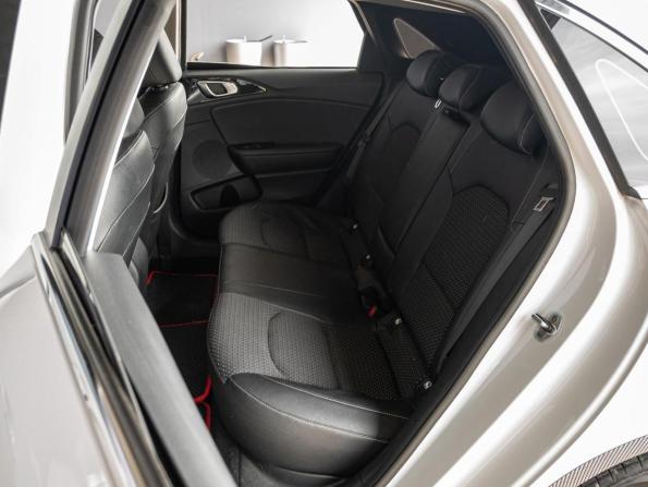 Kia Ceed III с пробегом 2019 года, цена 1 700 000 рублей, 97121 км, хэтчбек, Автокод Объявления