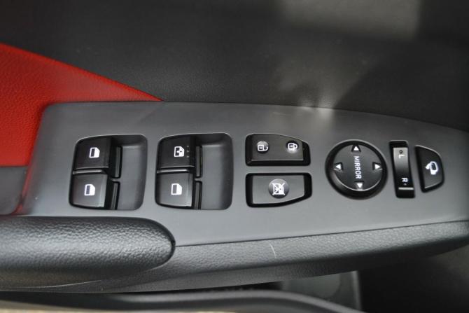 Hyundai Solaris II Рестайлинг с пробегом 2020 года, цена 1 405 000 рублей, 101832 км, седан, Автокод Объявления