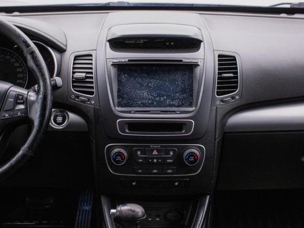 Kia Sorento II Рестайлинг с пробегом 2014 года, цена 1 420 000 рублей, 215059 км, внедорожник, Автокод Объявления