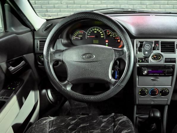 Lada (ВАЗ) Priora I с пробегом 2011 года, цена 280 000 рублей, 134000 км, хэтчбек, Автокод Объявления