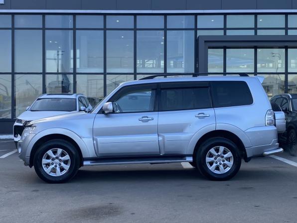 Mitsubishi Pajero IV Рестайлинг 1 с пробегом 2013 года, цена 1 899 000 рублей, 261000 км, внедорожник, Автокод Объявления