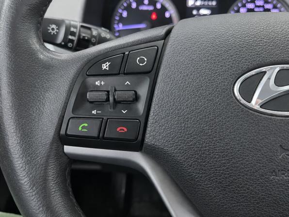 Hyundai Tucson III с пробегом 2015 года, цена 2 319 000 рублей, 193267 км, внедорожник, Автокод Объявления