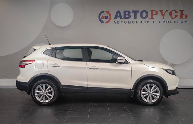 Nissan Qashqai II с пробегом 2016 года, цена 1 085 000 рублей, 286831 км, внедорожник, Автокод Объявления