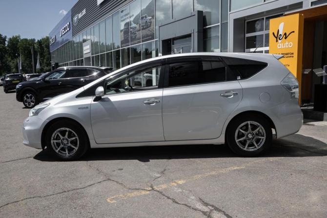 Toyota Prius Alpha I (ZVW40/41) с пробегом 2011 года, цена 1 098 000 рублей, 191300 км, универсал, Автокод Объявления