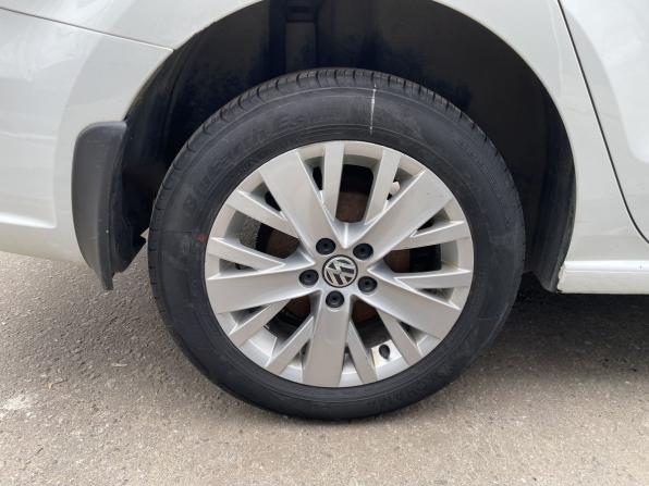 Volkswagen Polo V с пробегом 2014 года, цена 899 000 рублей, 165425 км, седан, Автокод Объявления