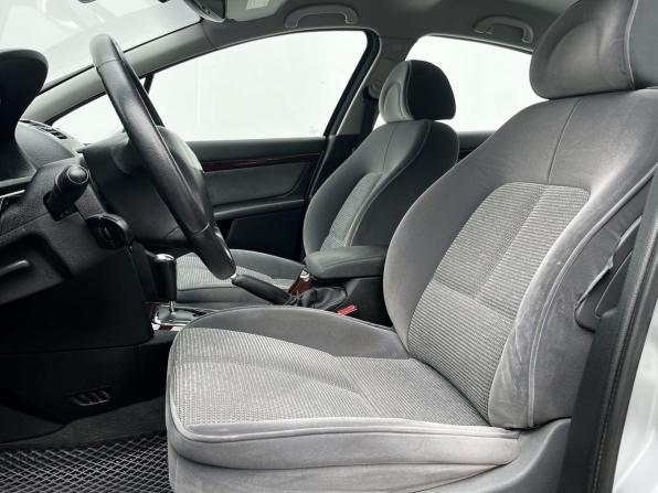 Peugeot 407 с пробегом 2006 года, цена 380 000 рублей, 215098 км, седан, Автокод Объявления
