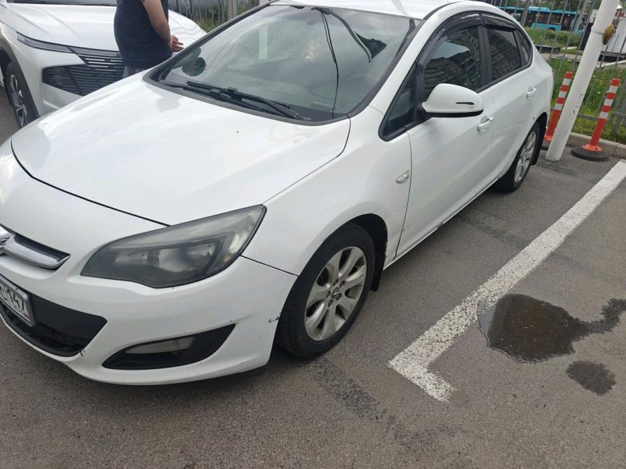 Opel Astra J Рестайлинг Санкт-Петербург  - изображение 1