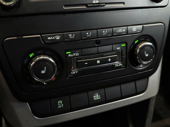 Skoda Yeti I с пробегом 2013 года, цена 980 000 рублей, 267521 км, внедорожник, Автокод Объявления