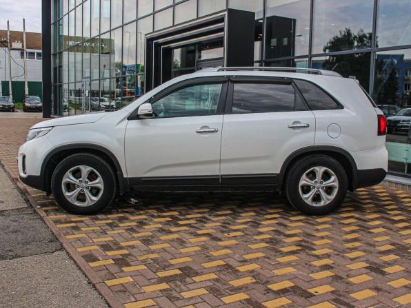 Kia Sorento II Рестайлинг с пробегом 2017 года, цена 1 740 000 рублей, 239195 км, внедорожник, Автокод Объявления