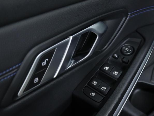 BMW 3 серии VII (G2x) с пробегом 2020 года, цена 3 390 000 рублей, 124000 км, универсал, Автокод Объявления