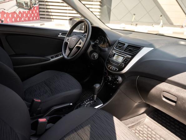 Hyundai Solaris I Рестайлинг с пробегом 2016 года, цена 1 100 000 рублей, 183776 км, седан, Автокод Объявления