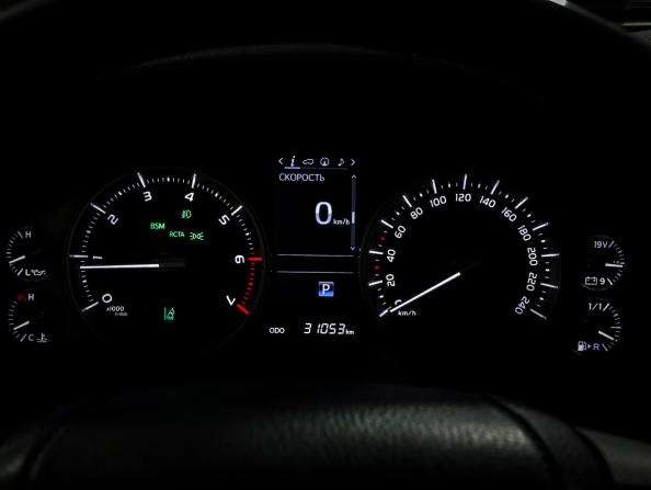 Toyota Land Cruiser 200 Series Рестайлинг 2 с пробегом 2019 года, цена 8 387 000 рублей, 31050 км, внедорожник, Автокод Объявления