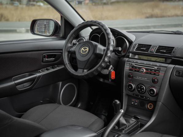 Mazda 3 I (BK) Рестайлинг с пробегом 2007 года, цена 526 000 рублей, 174000 км, седан, Автокод Объявления