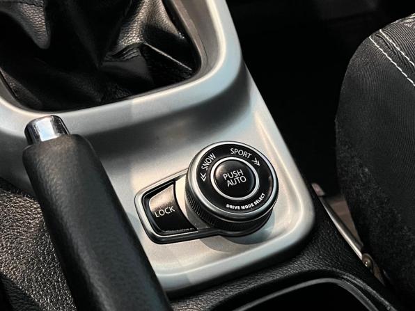 Suzuki Vitara II с пробегом 2016 года, цена 1 260 000 рублей, 177930 км, внедорожник, Автокод Объявления
