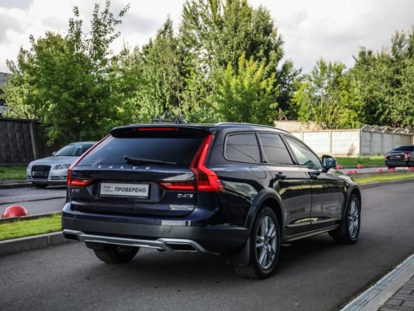 Volvo V90 Cross Country I с пробегом 2017 года, цена 3 206 000 рублей, 137989 км, универсал, Автокод Объявления
