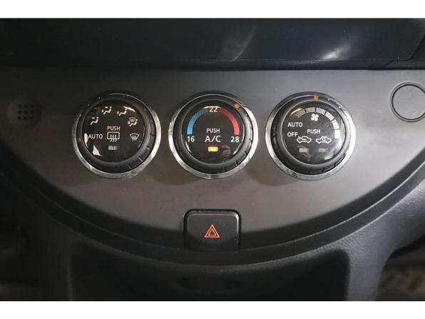 Nissan Note I Рестайлинг с пробегом 2012 года, цена 581 000 рублей, 206653 км, хэтчбек, Автокод Объявления