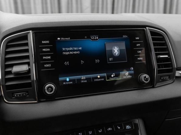 Skoda Karoq I с пробегом 2021 года, цена 2 990 000 рублей, 34102 км, внедорожник, Автокод Объявления