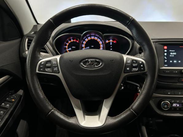 Lada (ВАЗ) Vesta I с пробегом 2021 года, цена 1 249 000 рублей, 45993 км, универсал, Автокод Объявления