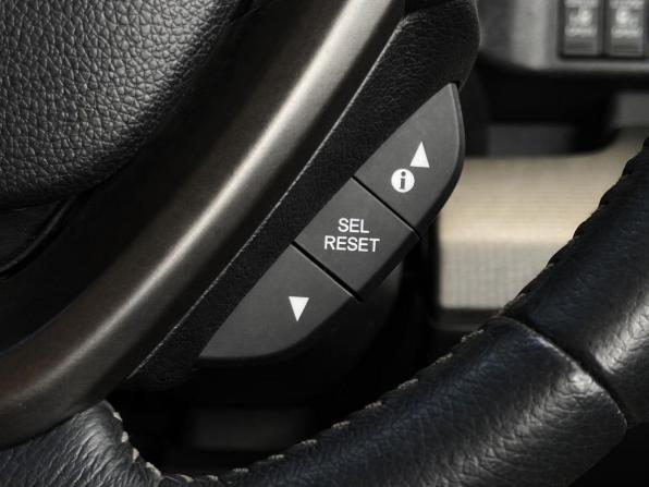 Honda Stepwgn V Рестайлинг с пробегом 2017 года, цена 2 307 000 рублей, 120875 км, минивэн, Автокод Объявления