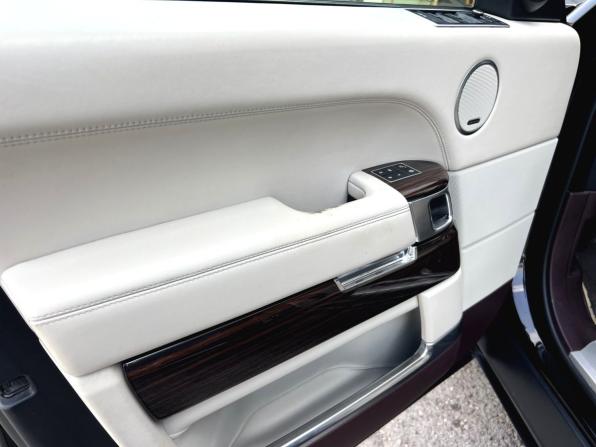 Land Rover Range Rover IV с пробегом 2015 года, цена 4 240 000 рублей, 147796 км, внедорожник, Автокод Объявления
