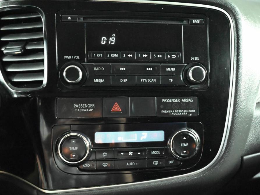 Mitsubishi Outlander III Рестайлинг 2 Екатеринбург  - изображение 17