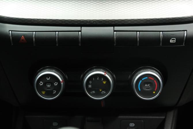 Lada (ВАЗ) Vesta I Рестайлинг (NG) с пробегом 2024 года, цена 1 659 000 рублей, 9000 км, универсал, Автокод Объявления