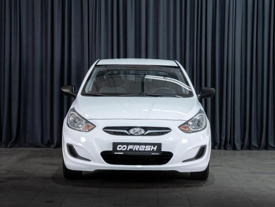Hyundai Solaris I Волгоград  - изображение 3