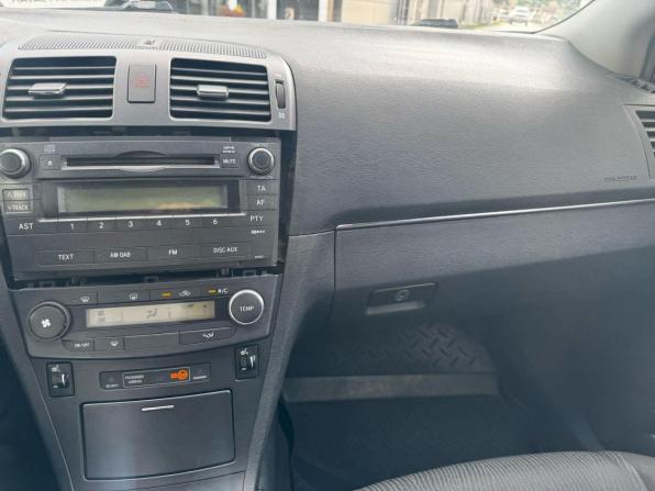 Toyota Avensis III с пробегом 2009 года, цена 869 900 рублей, 284387 км, седан, Автокод Объявления