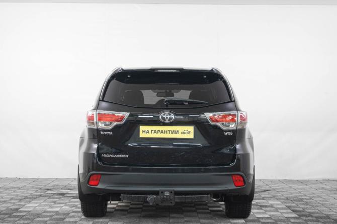Toyota Highlander III (XU50) с пробегом 2013 года, цена 2 499 000 рублей, 235000 км, внедорожник, Автокод Объявления
