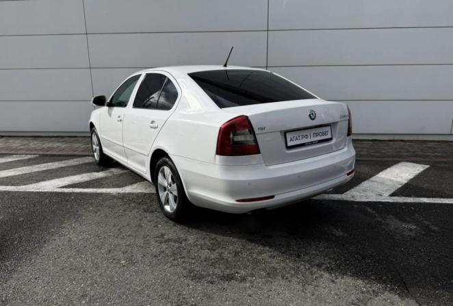 Skoda Octavia II (A5) Рестайлинг с пробегом 2012 года, цена 1 090 000 рублей, 123600 км, лифтбек, Автокод Объявления