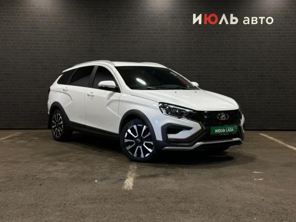 Lada (ВАЗ) Vesta I Рестайлинг (NG) с пробегом 2024 года, цена 1 630 000 рублей, 28196 км, универсал, Автокод Объявления