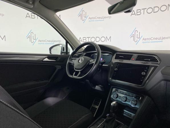 Volkswagen Tiguan II с пробегом 2018 года, цена 3 157 000 рублей, 27500 км, внедорожник, Автокод Объявления